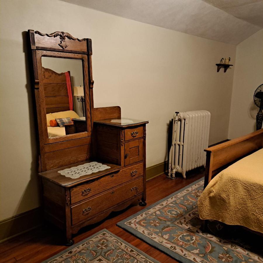 Harriott House, The Gallery Forest Room Terre Haute Extérieur photo